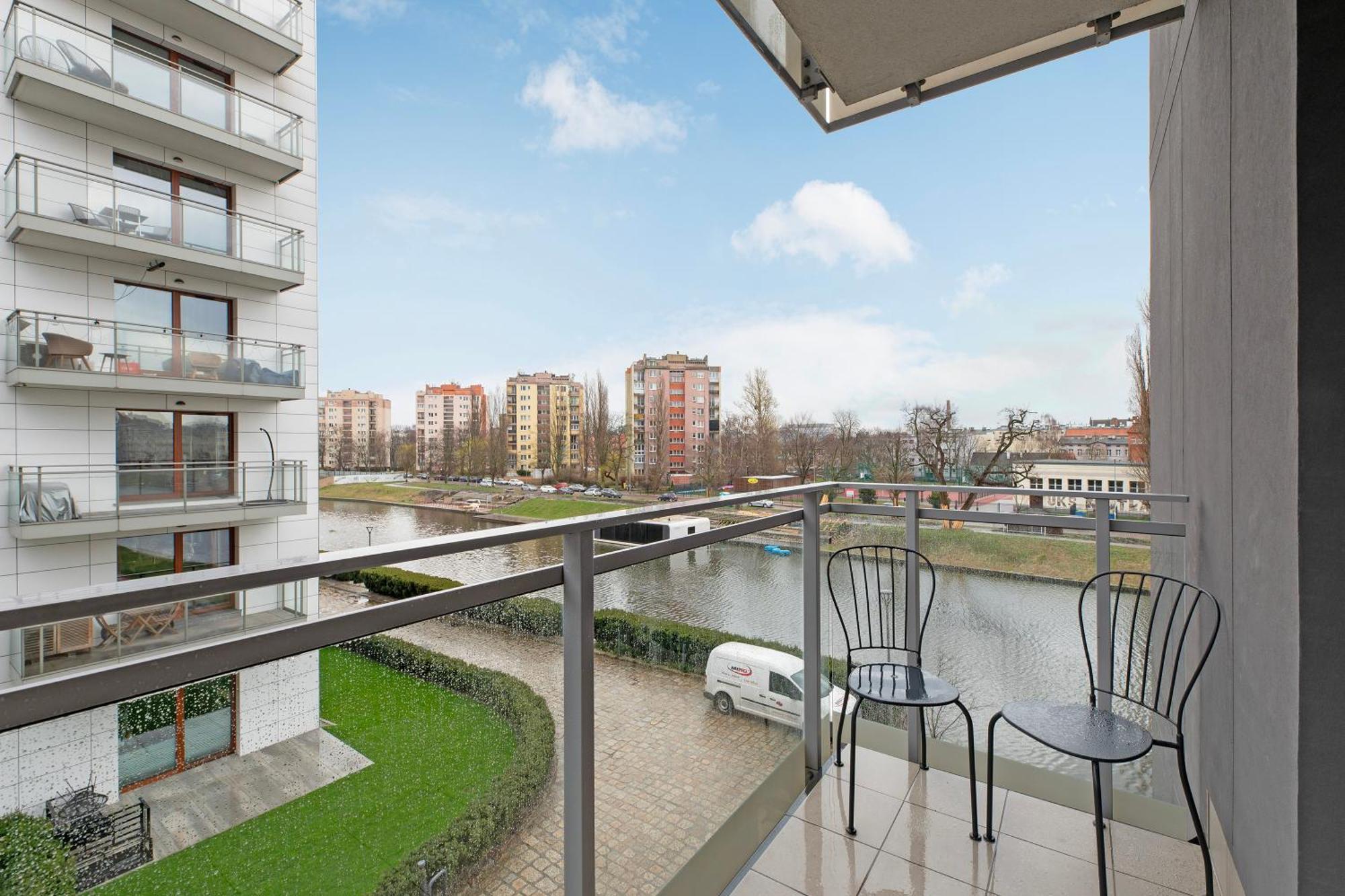 Staywin Riverfront Lofts Апартаменти