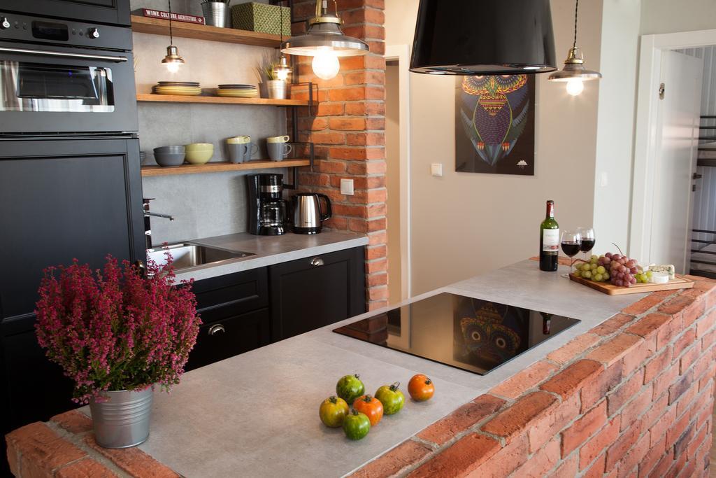 Апартаменти Staywin Riverfront Lofts Гданськ