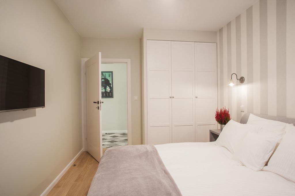 Staywin Riverfront Lofts Апартаменти *
