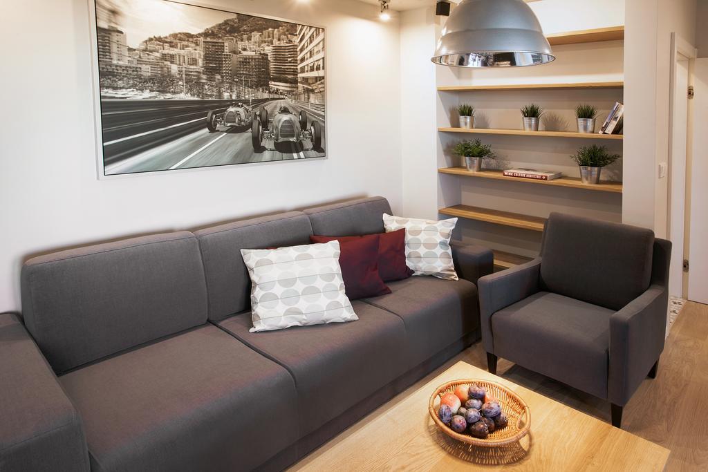 Staywin Riverfront Lofts Апартаменти